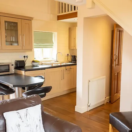 Daire Grange Farm Cottages, Wressle